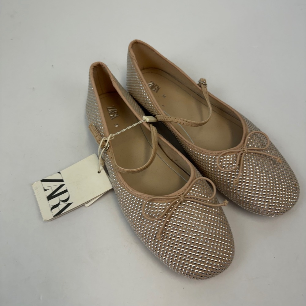 Zara Kids Rhinestone Ballet Flats Beige Silver Studded Mary Jane Shoes Size 2.5Y